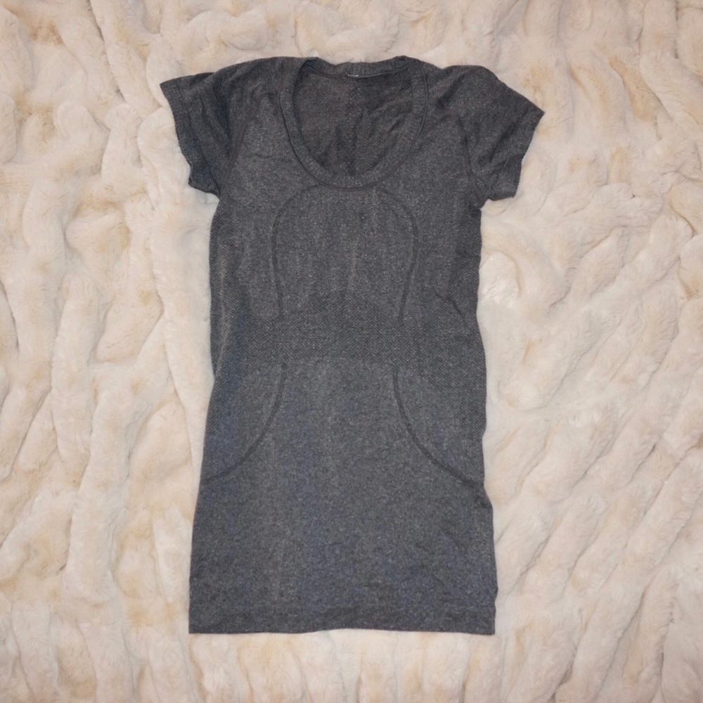 LuluLemon Swiftly Tech Short Sleeve Gray Top